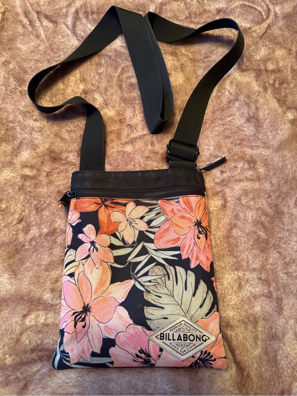 Billabong cross body bag